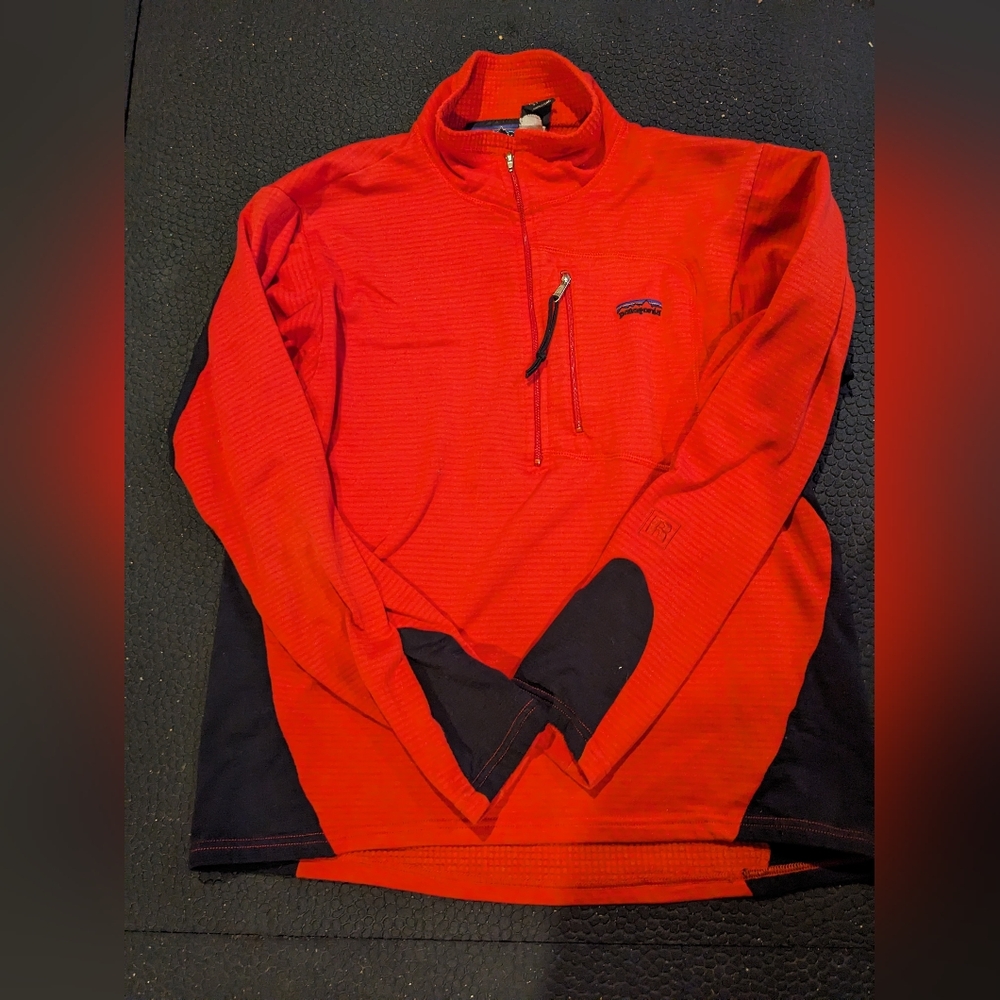 Patagonia Quarter Zip Pullover